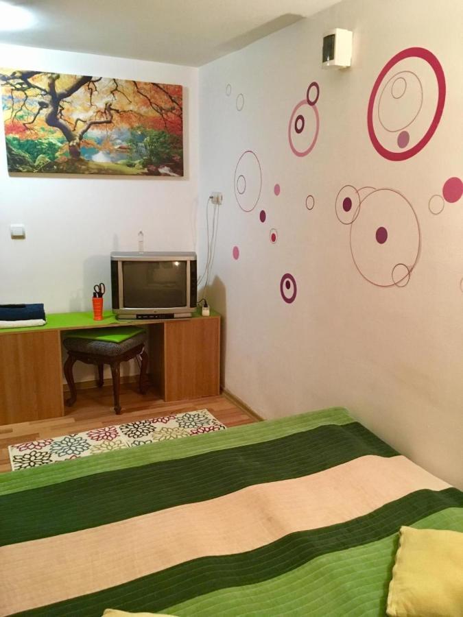Rolling Stone Hostel Brașov Exterior foto
