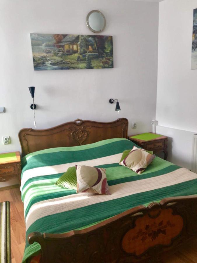 Rolling Stone Hostel Brașov Exterior foto
